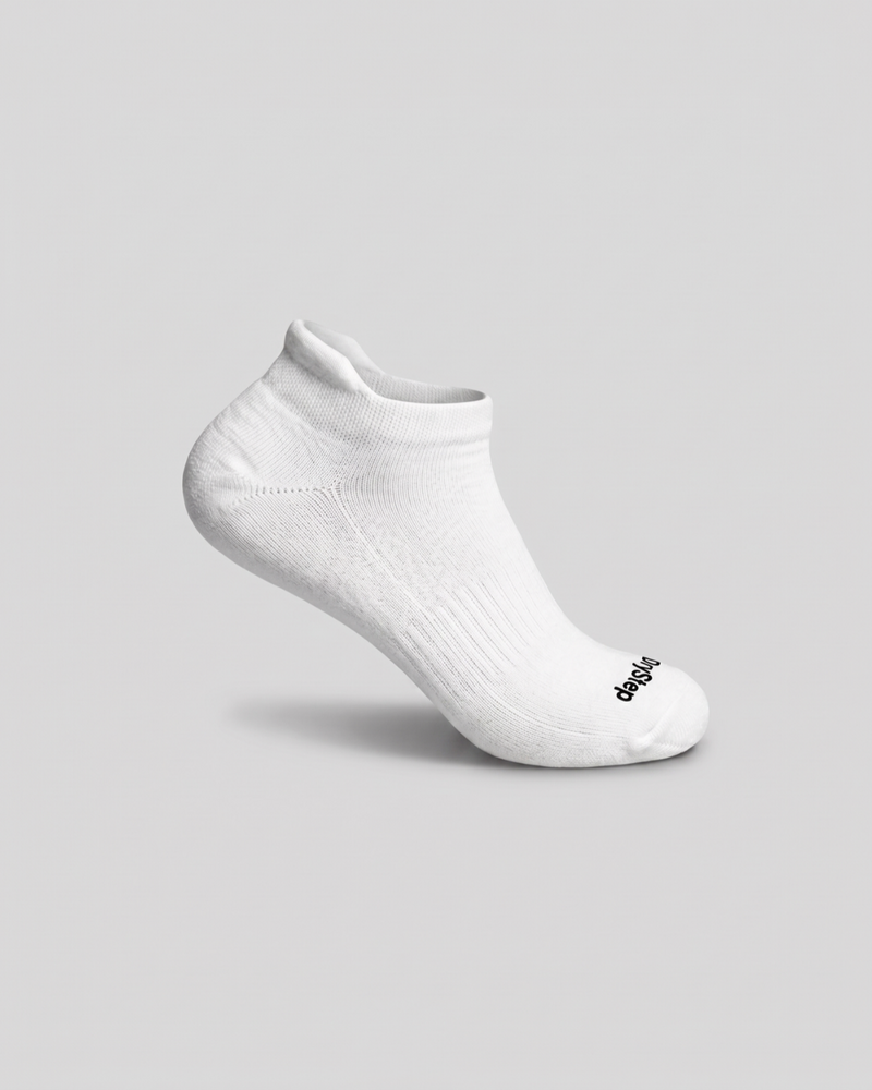DryStep unisex white ankle tab socks — lightweight Coolmax moisture-wicking, anti-odour