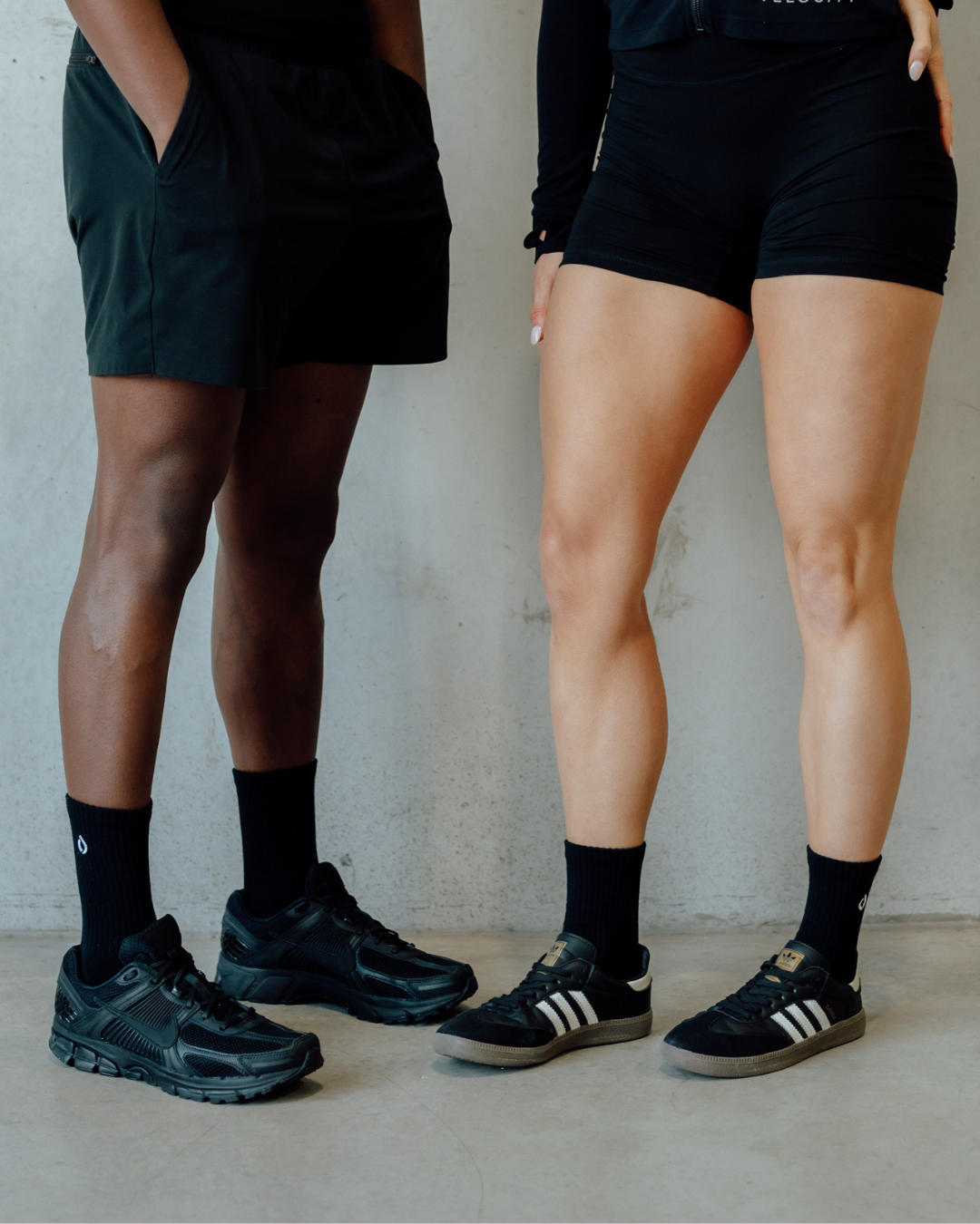 All-Day Performance Cushioned Mid-Crew Sock - Black