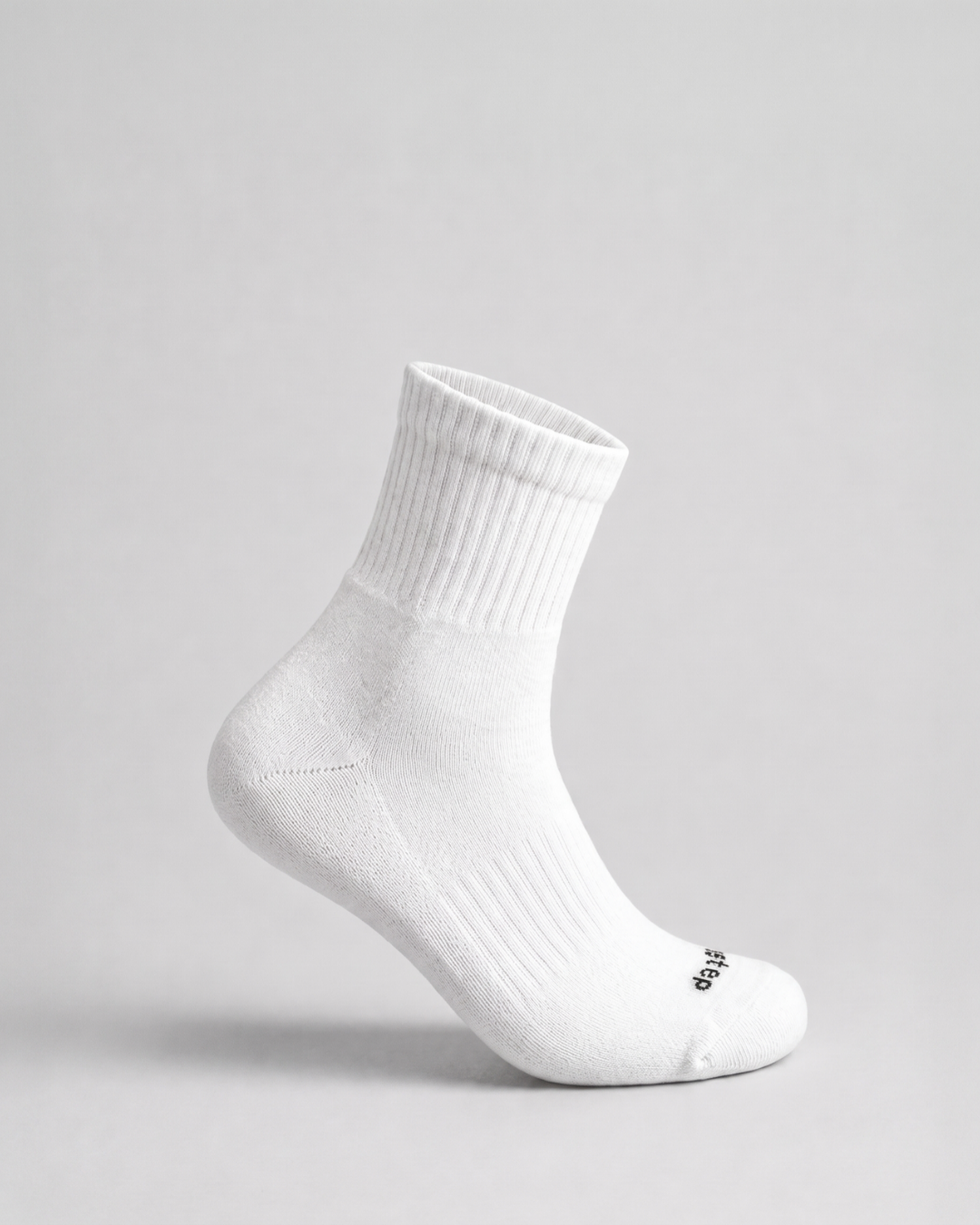 DryStep quarter length socks in white, side view